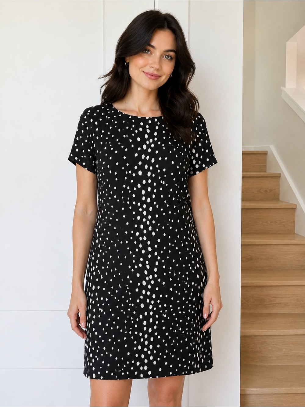 Sheridan French Short Sleeve Elizabeth Shift Dress